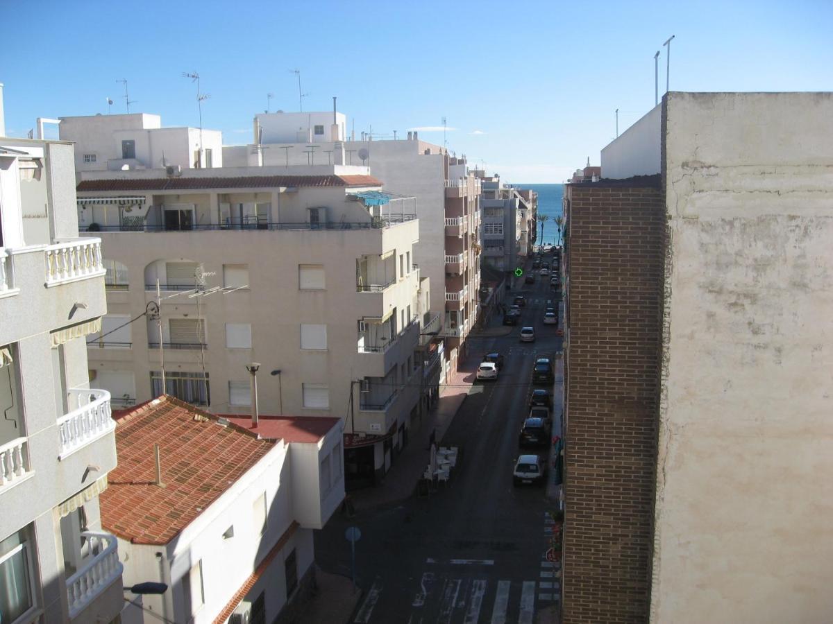 A Cien Metros De La Playa Del Cura Leilighet Torrevieja Eksteriør bilde